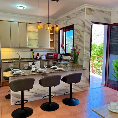 Villa Puerto Rico In Front Of The Shopping Center With Private Heated Saltwater Jacuzzi Pool & Arcade Games